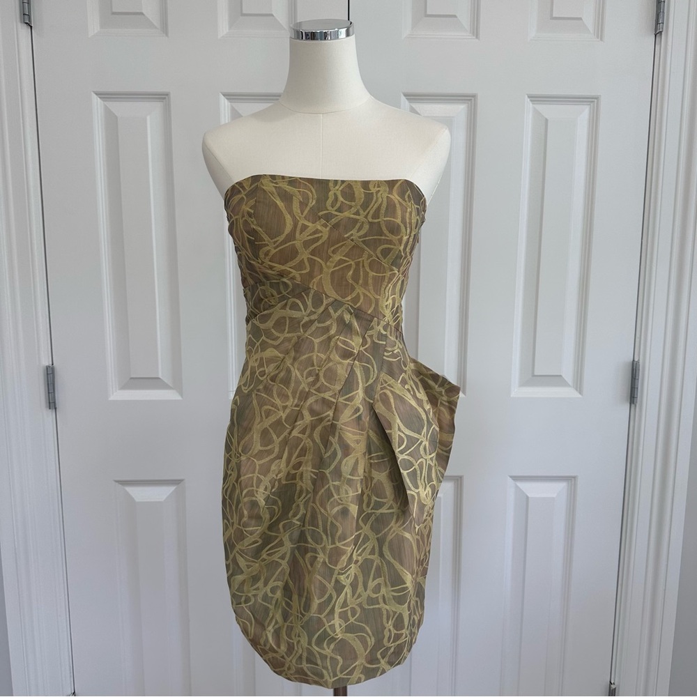 Max & Cleo Gold Key Line Strapless Cocktail Wedding Guest Mini Dress Size 6